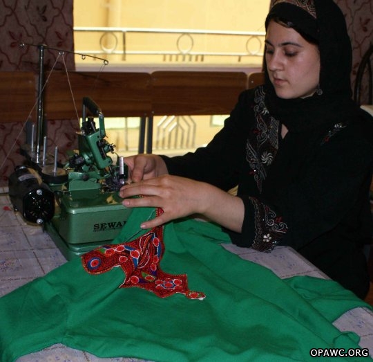 Handicraft student of OPAWC